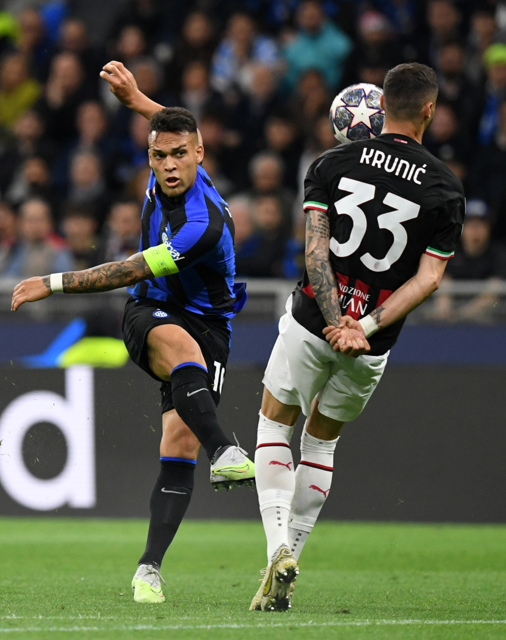 青岛记者：邵佳一大哥式的执教风格很适合当下中国足球的环境（青岛记者：邵佳一“大哥”式执教契合当前中国足坛环境）